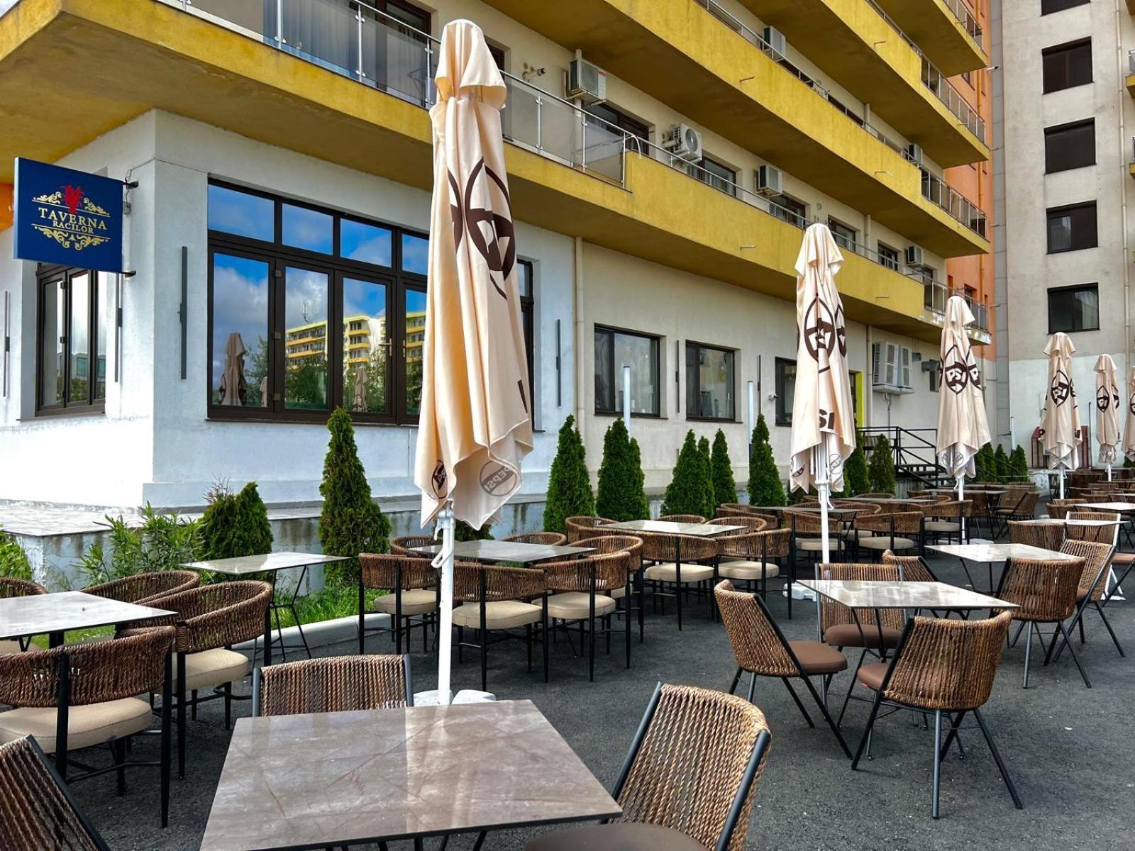Summerland Sea-View Luxury Apartment Mamaia Exterior foto